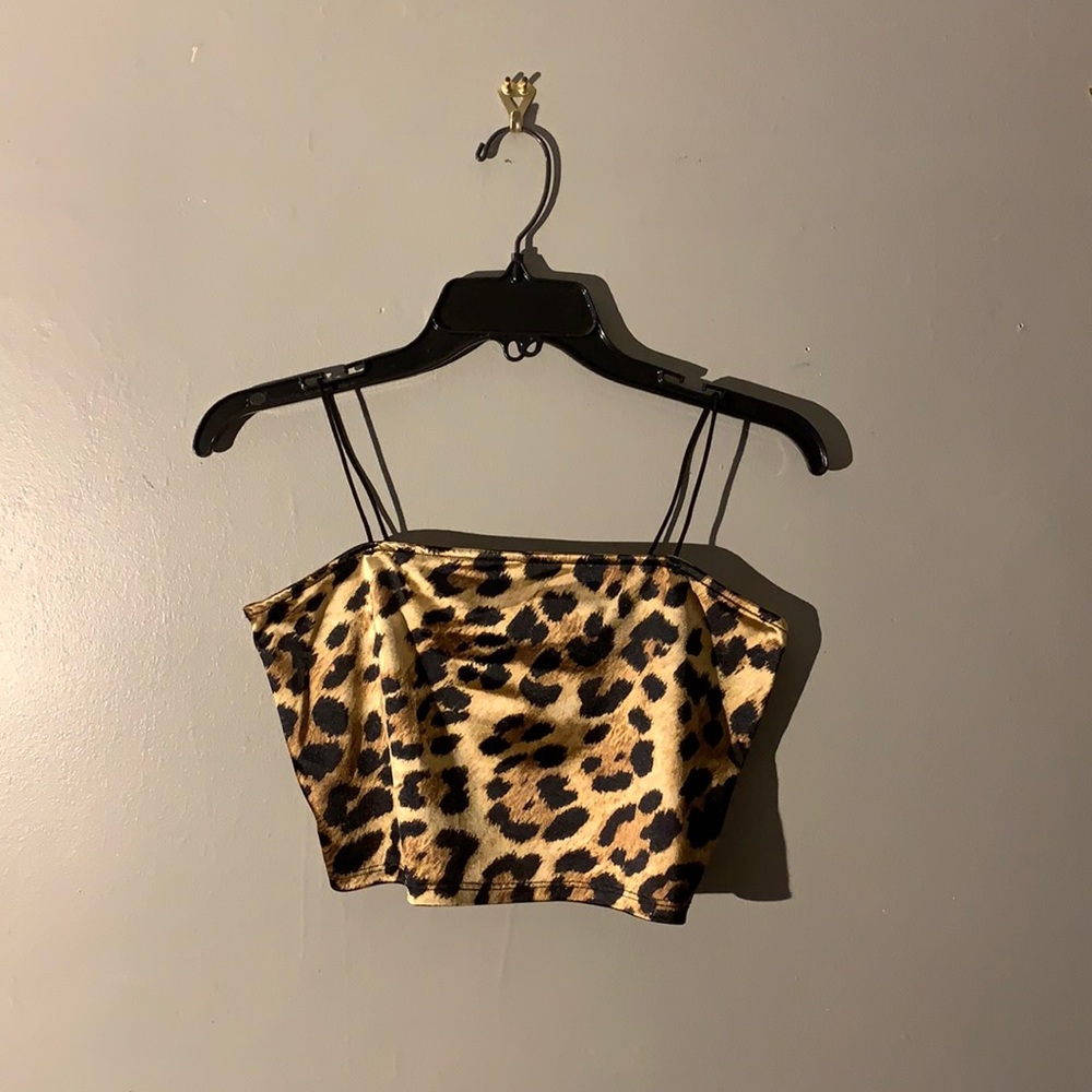 Windor cropped leopard print satin top (size M)